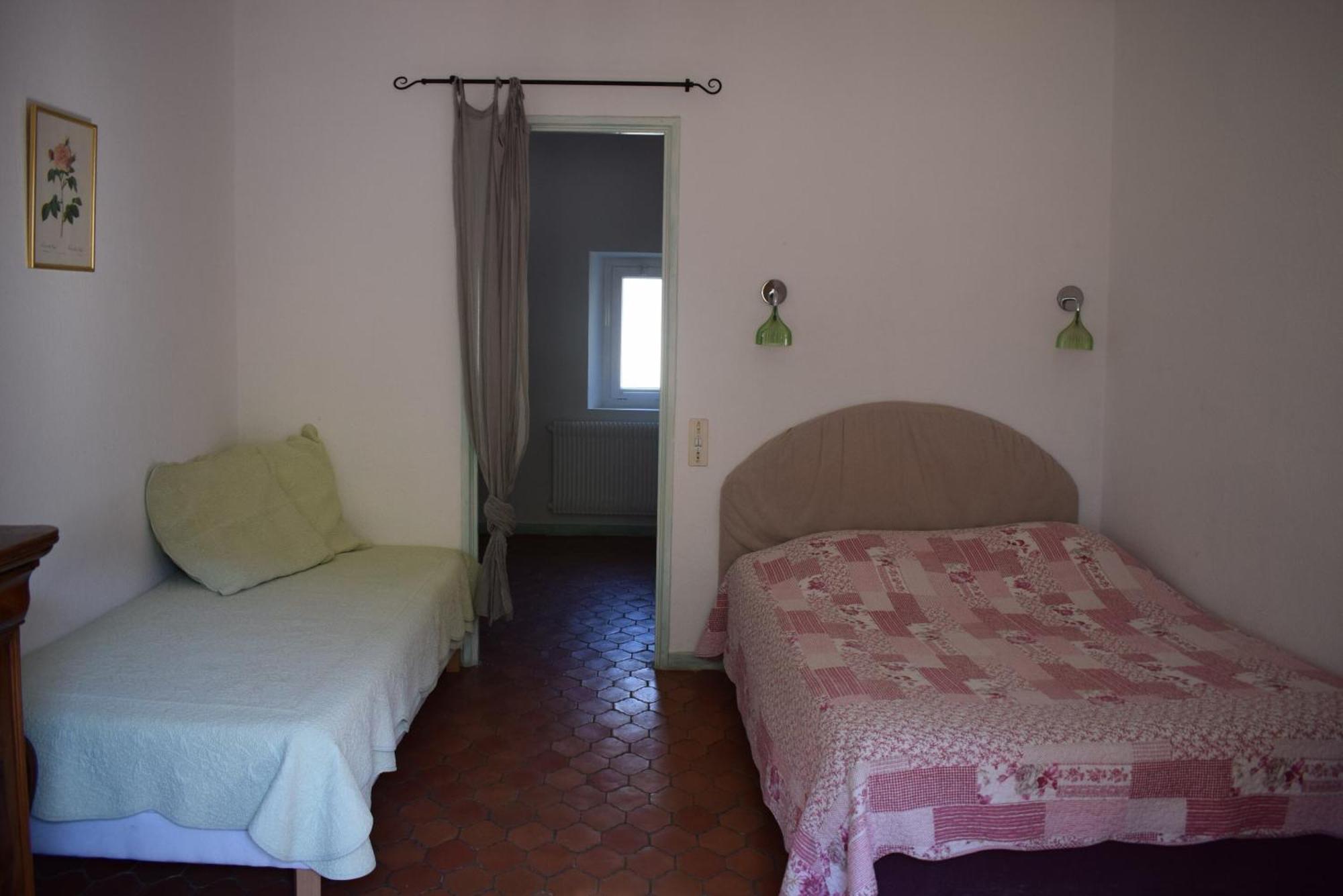 Bed and Breakfast La Figuiere Fontaine De Vaucluse Exteriér fotografie