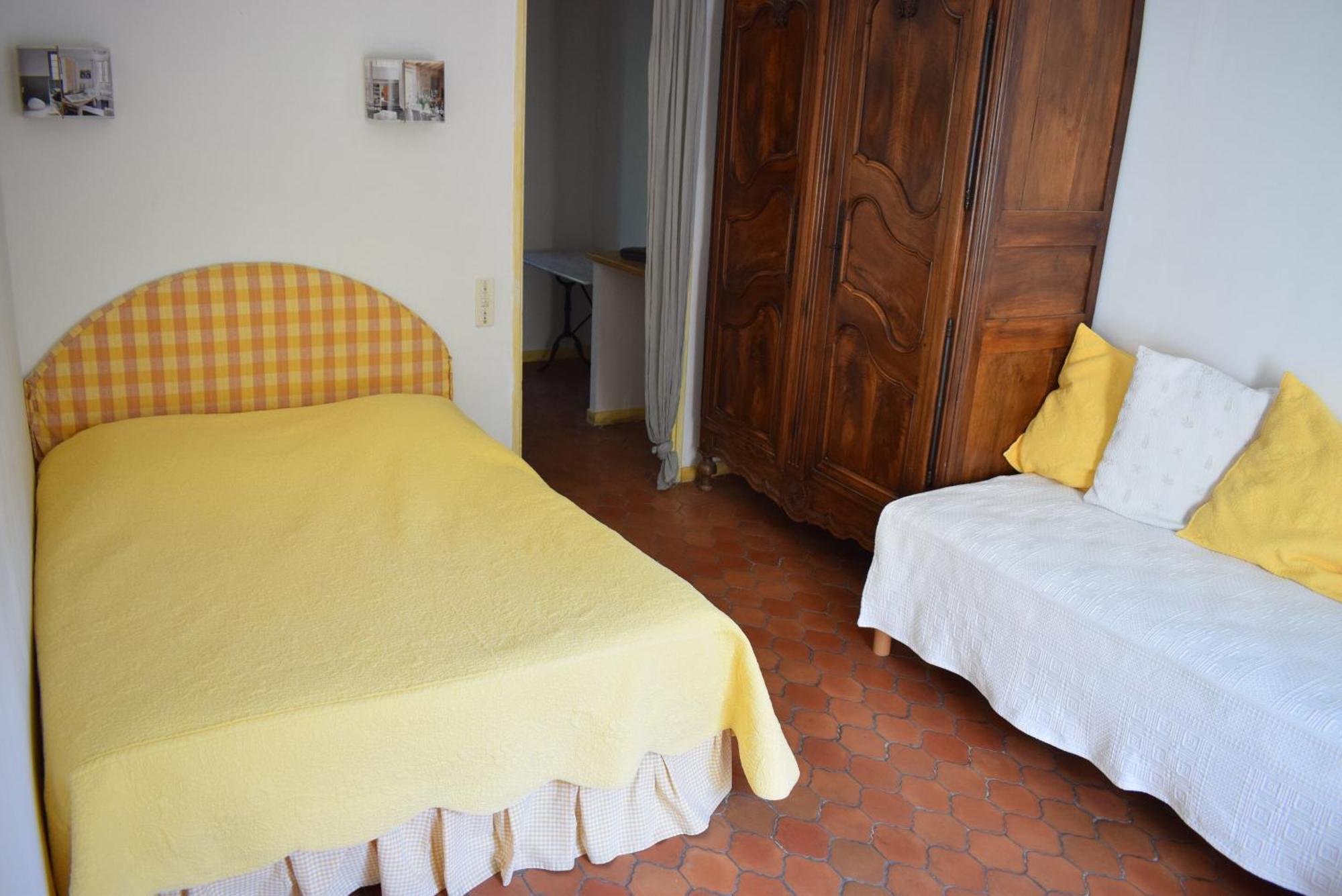 Bed and Breakfast La Figuiere Fontaine De Vaucluse Exteriér fotografie
